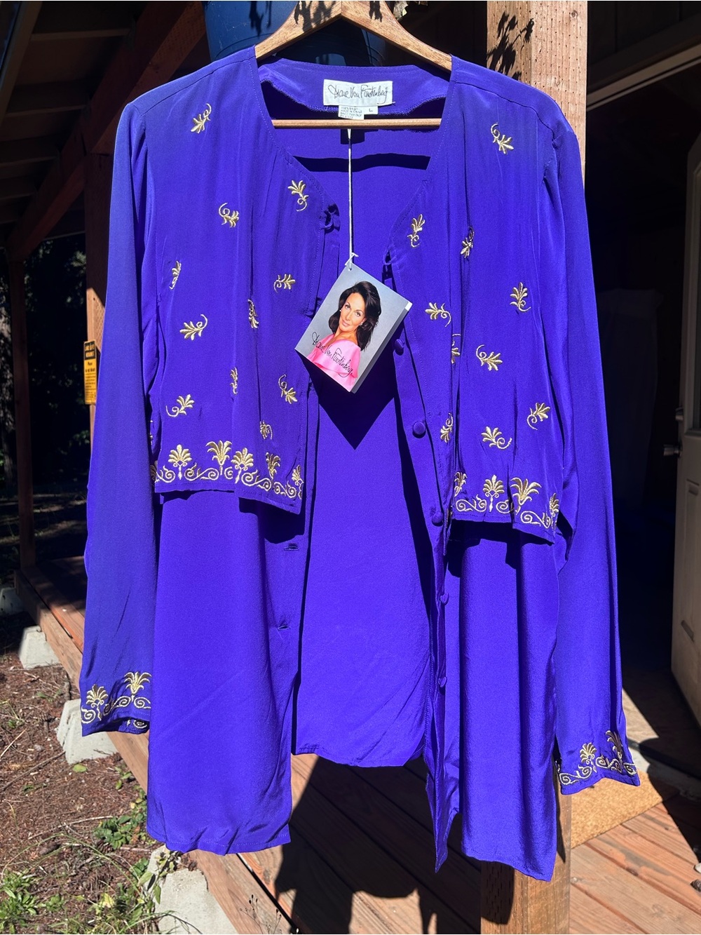Diane Von Furstenberg Vintage NWT Deadstock Purple w/gold embroidery silk tunic